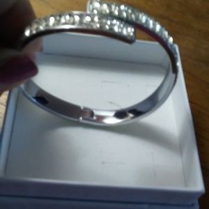 Henri Bendel Silvertone Crystal Bangle